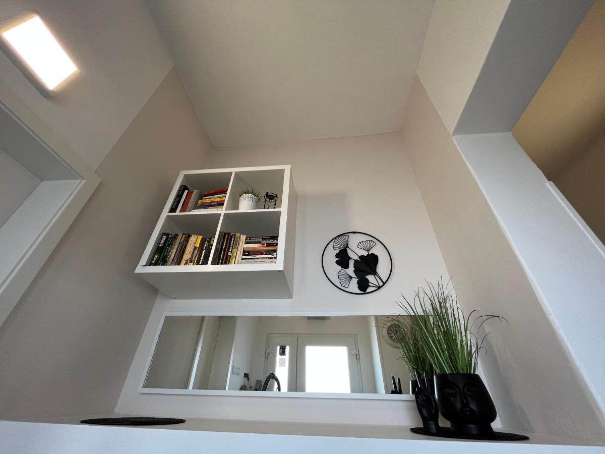 Apartment Check In Пула Экстерьер фото
