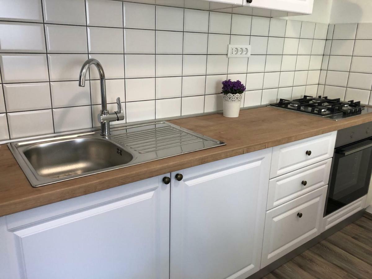 Apartment Check In Пула Экстерьер фото